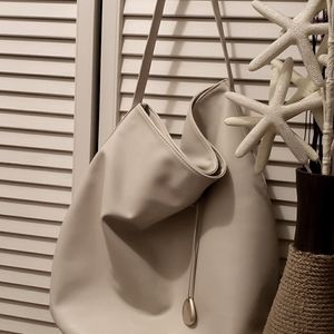 Donna karan cosmetic totoeñ